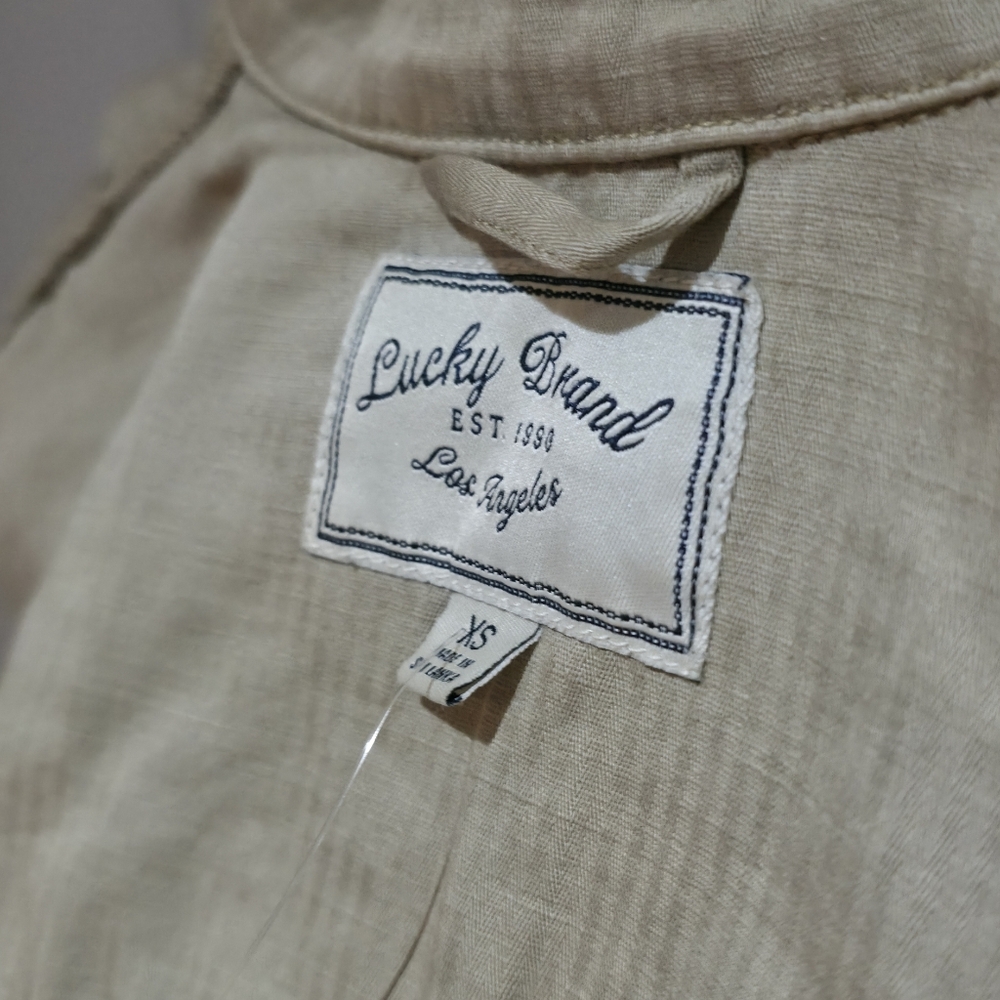 Beige Button-Up Jacket - Picture 2 of 9